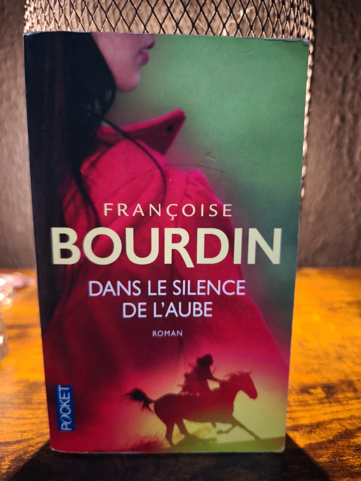 Dans le silence de l'aube